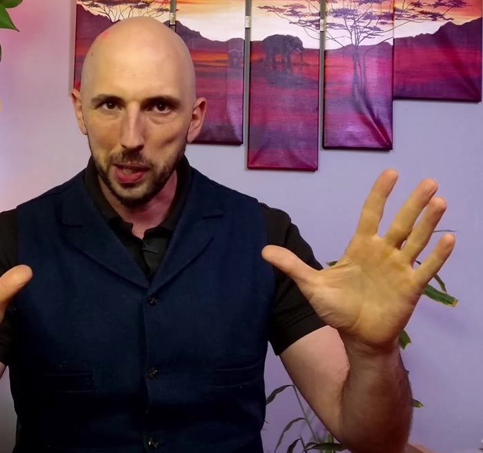Foto de partida, sacada de un vídeo